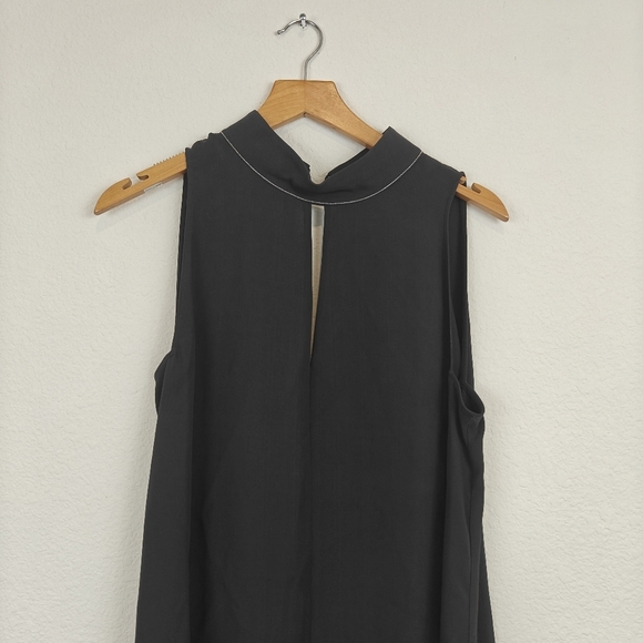 Lafayette 148 NY High Neck Sleeveless Silk Cutout Blouse Size M Women's - Picture 3 of 11